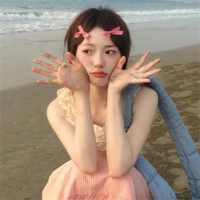 蕾丝炸弹
